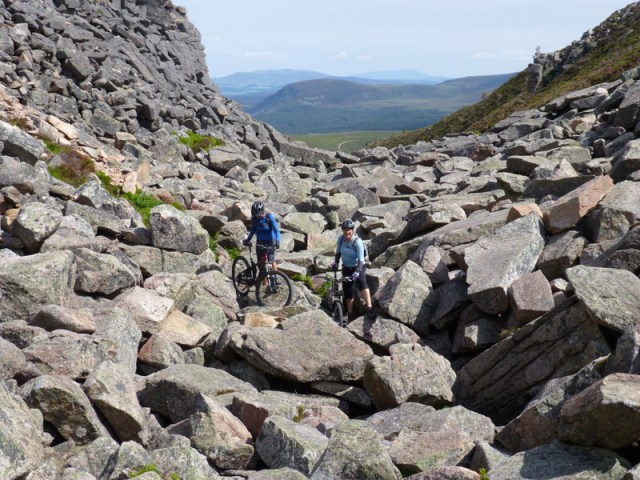 1/2 hr into Chalamain Gap - I did ask Sharon to smile for the camera - I can't repeat the reply!