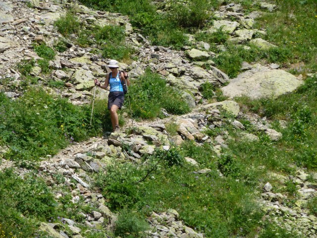 Walking route 680 - lift up walk down