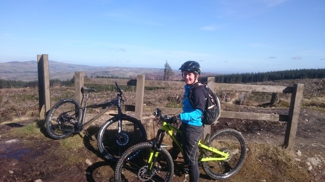 EB489F05-5347-424A-838A-E2A0FDA4CA1A