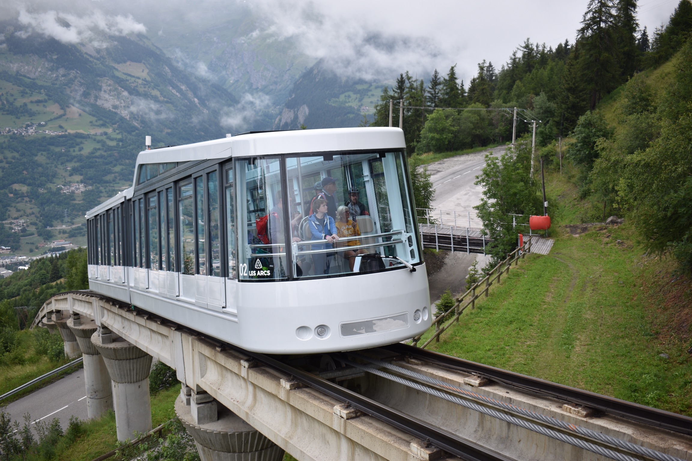 9242B590-C746-42B9-804C-8064B2A2B87A